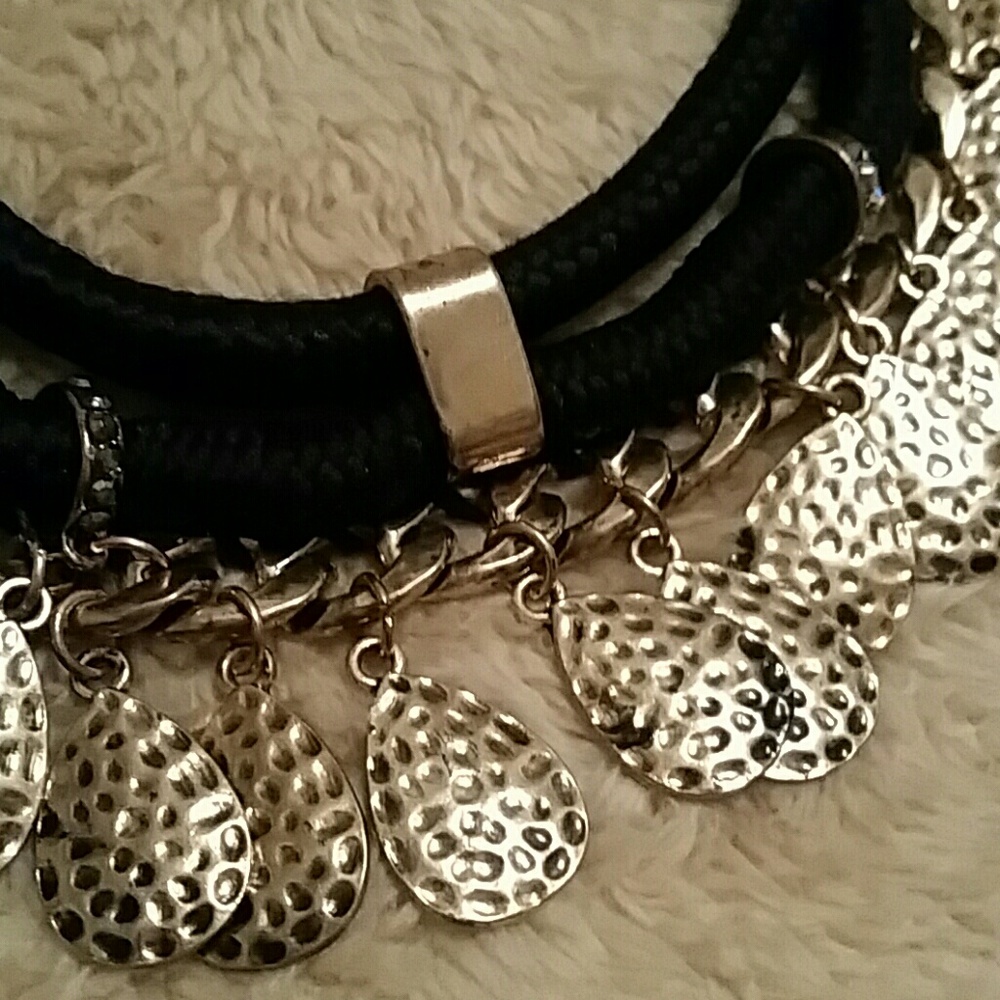 Statement necklace - Picture 2 of 4